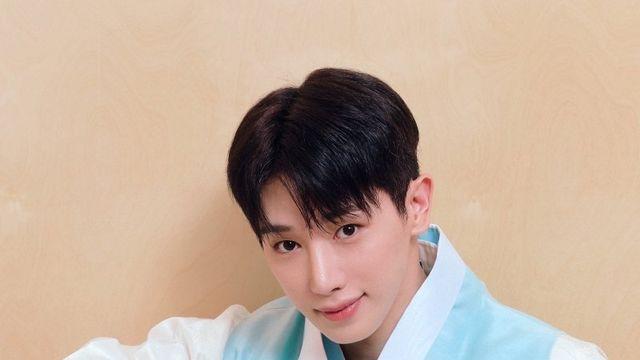 “위니들, 풍성한 한가위” 원호, 한복 자태에 설렘 UP
