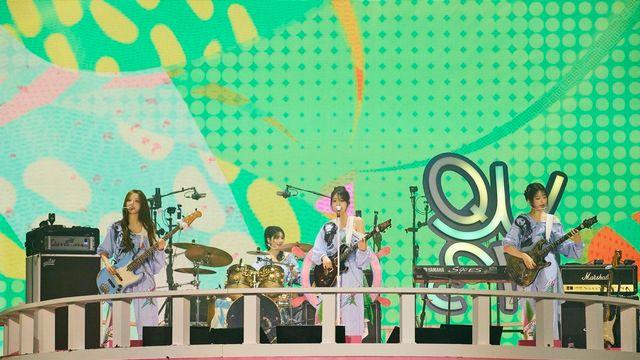 ‘서울서 월드투어 포문 열었다’ QWER “첫 항해 함께해 주셔서 감사”