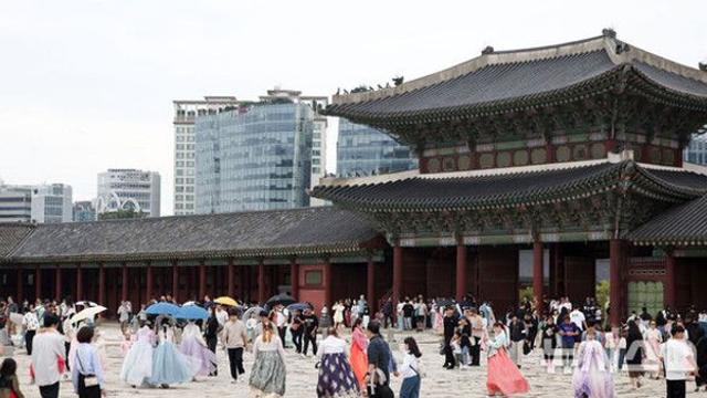 추석 연휴 흐리고 비…일부 남부만 보름달[이주의 날씨]
