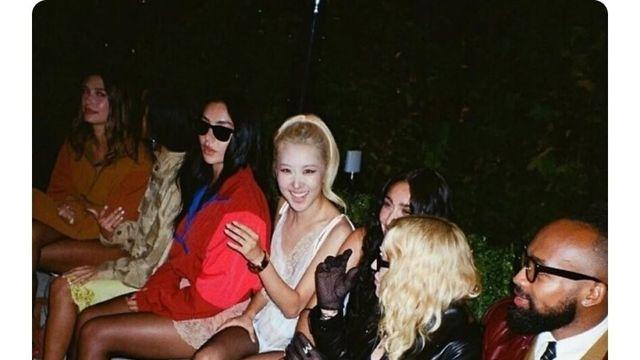 현재 인종차별로 난리난 블핑 로제 관련 마돈나 인스타 업댓