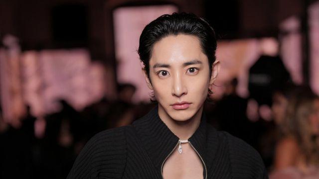 이수혁, 세계가 반한 조각상 비주얼