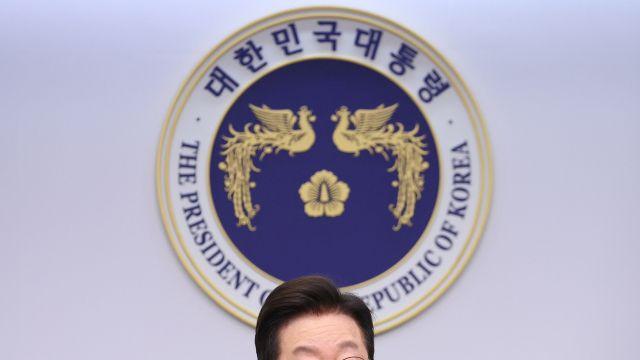 李대통령 지지율 53.5%, 추석 앞두고 4주만에 반등