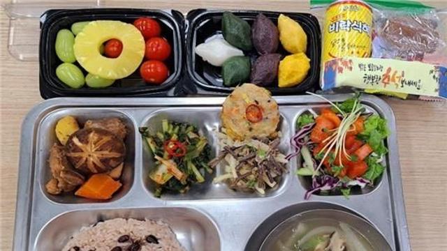 서울시, 취약 어르신 3만5천명에 추석 특식…안부확인 서비스