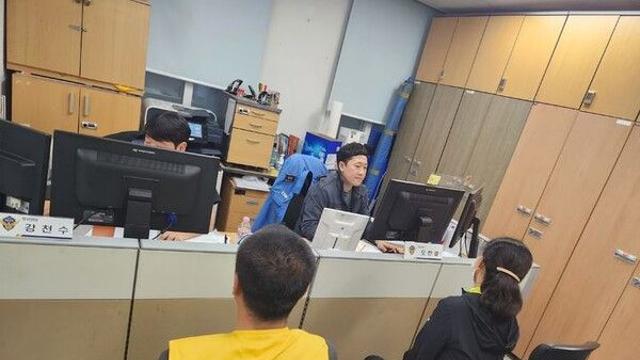 태안서 나포된 중국 소형보트…밀입국 확인 '구속영장 신청 예정'