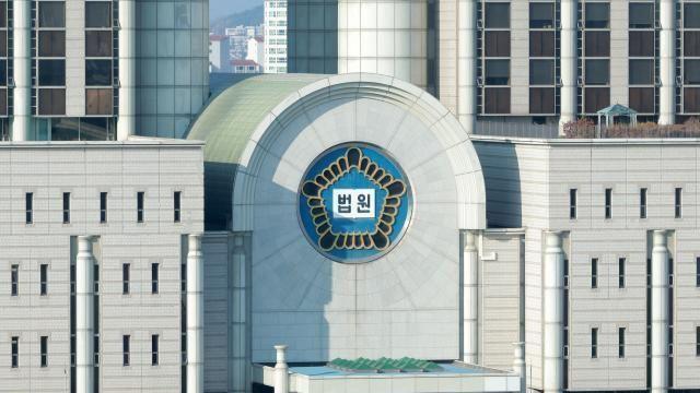 스마트폰 기술·인력 빼내 해외기업 이직…1심 