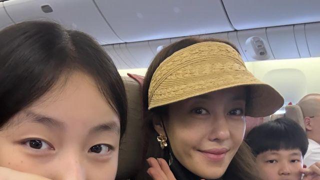'싱글맘' 이지현, 미용사로 새 출발 후 떠났다 