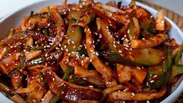 느끼한 음식들로 배 채운 명절, 입맛 확 살려 주는 '특급 반찬'