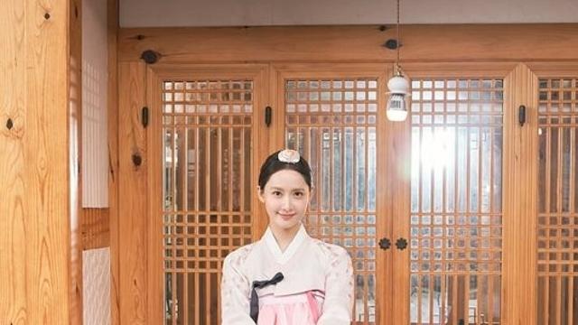 임윤아, 한복 입은 융프로디테…천사의 강림 [AI 포토컷]