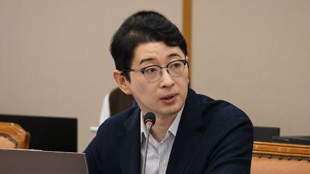 백승아, 주진우에 