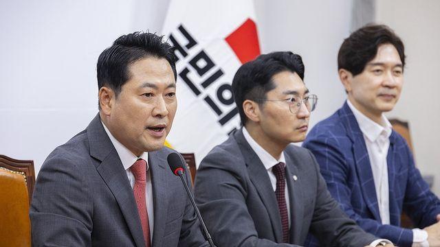 국힘 