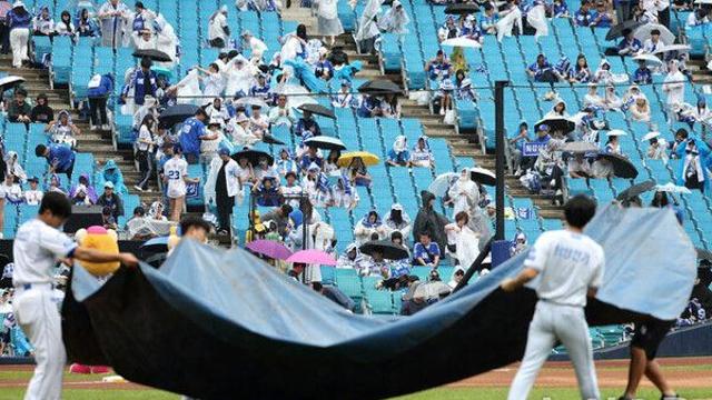 NC-삼성 WC 2차전도 가을비로 개시 지연…