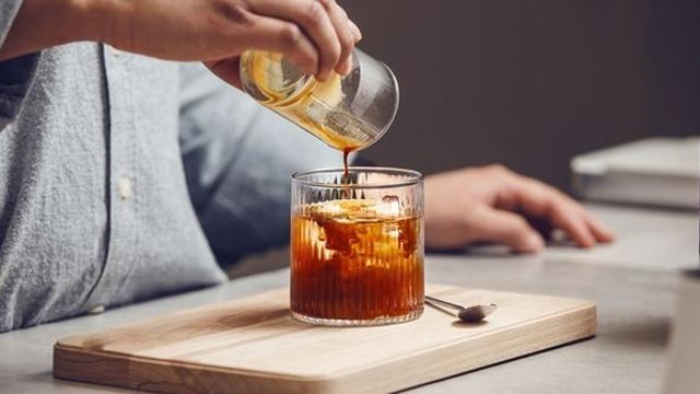 연휴 피로 쌓였다고 커피를 계속 마시면 내 몸 안에 일어나는 일