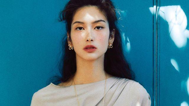 이 보석 같은 꽃의 이름은 반클리프 아펠 플라워레이스