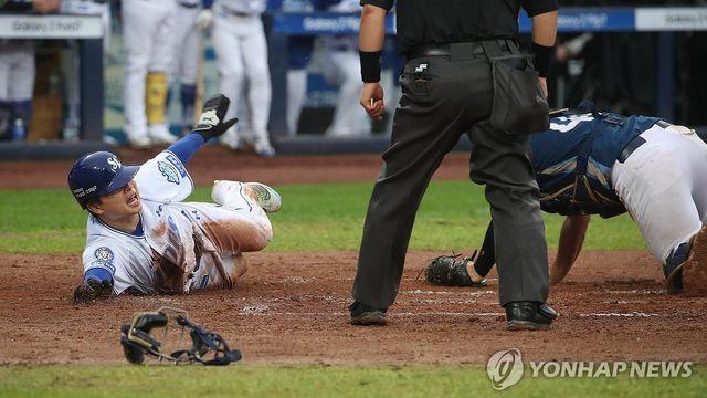 '가을 씬스틸러' 김헌곤, 승부처서 3루 도루…올해도 빛났다