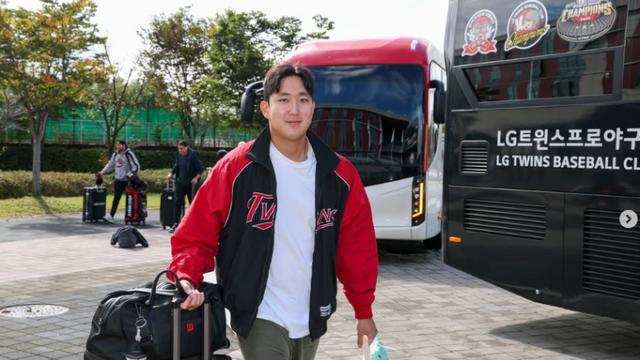 LG 트윈스 이천 챔피언스파크행, 한국시리즈 대비 합숙 훈련 시작
