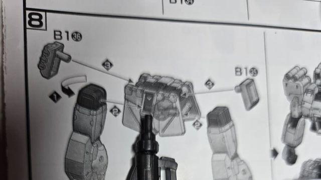 무장을 금속느낌으로 도색해보자