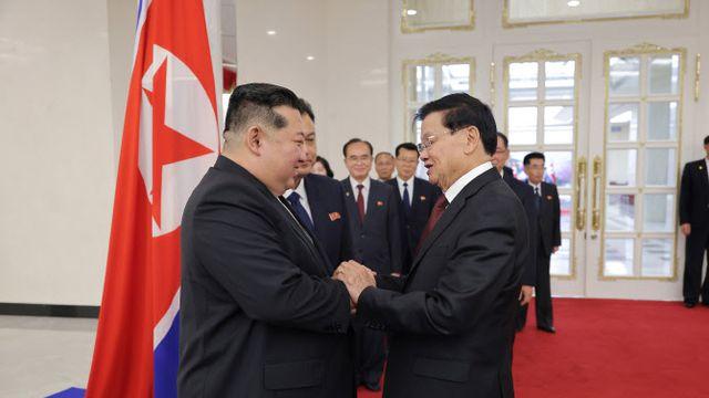 北 김정은, 방북 라오스 주석 회담…