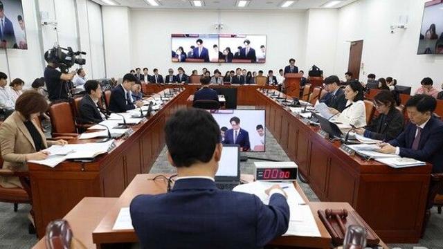 다시 도는 연금개혁 시계…재정안정·소득보장 여전히 평행선