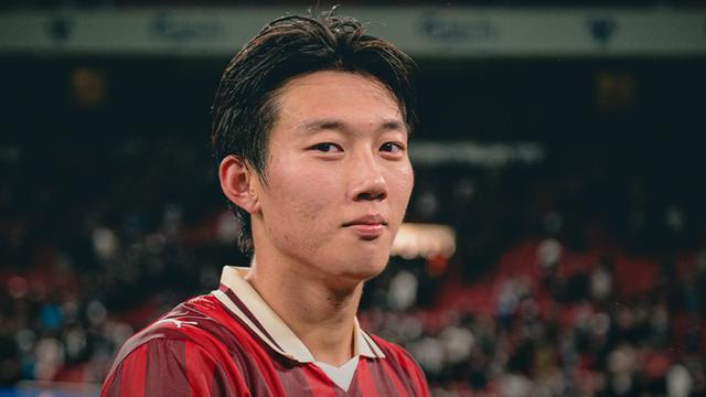 韓 축구사 이런 '초대형 기록' 있을까→23세 유럽파 CB 해냈다!…'아스널도 울고 갈' 놀라운 진기록 '40경기 연속 무패'