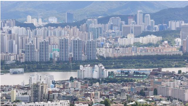 요동치는 서울 집값, 추석 이후 규제지역 확대 현실화되나