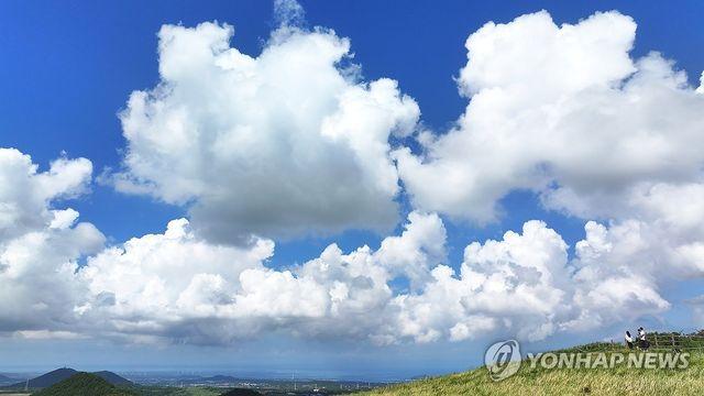 전북 구름 많고 오전에 짙은 안개…낮 최고기온 23∼27도