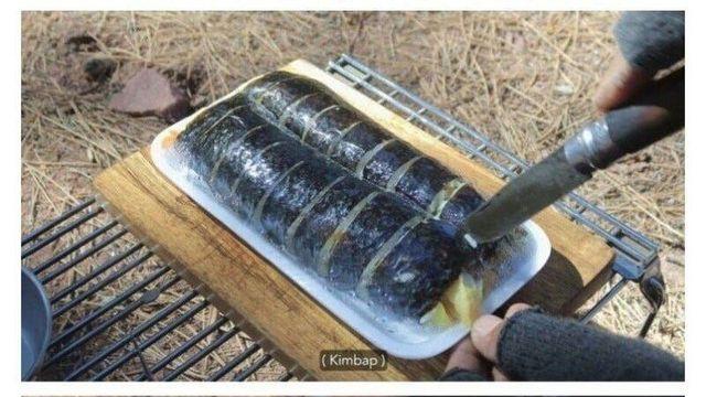 캠핑가서 한국음식 잘 먹는 외국 아저씨...