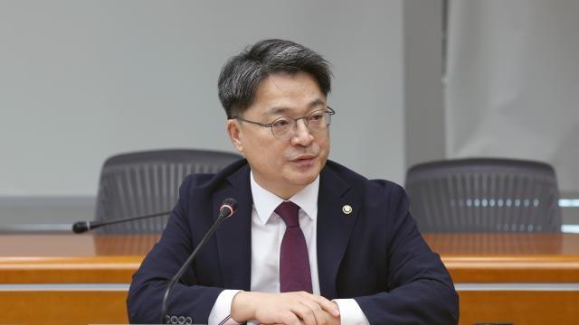 수출 장벽 심화에 철강산업 위기↑…산업차관 
