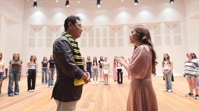 '국민배우' 김영철, 촬영 중 눈물 '왈칵'…독일서 울려 퍼진 그 노래