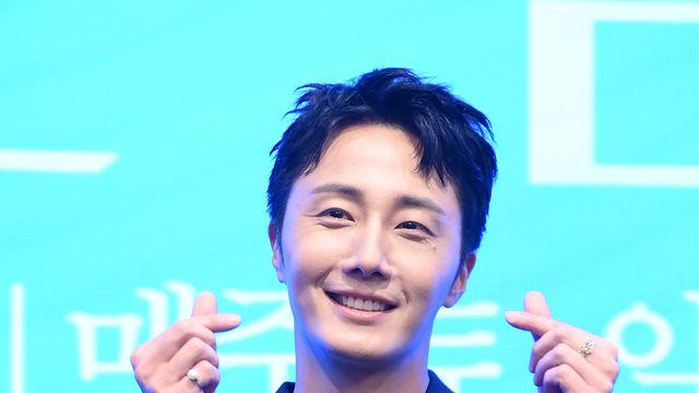 정일우, 미모의 CEO와 럽스타→빛삭…소속사 