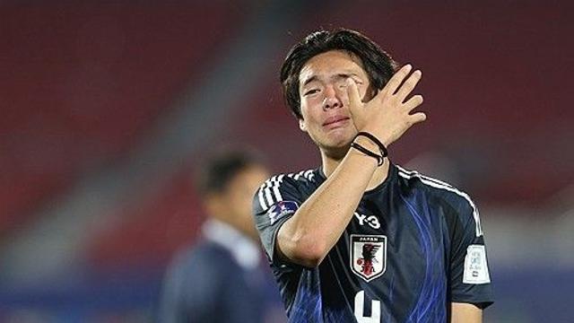 中 축구계, 日 '16강 탈락+눈물 펑펑'에 쓴소리 폭발!…