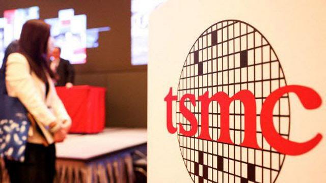 'AI 승자독식' TSMC 불황은 없다…또 매출 30% 급증