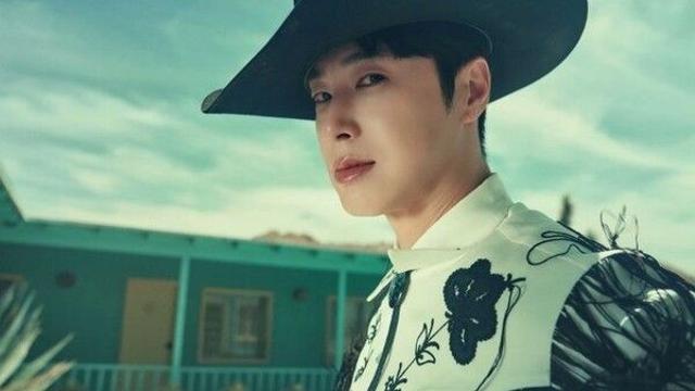 유노윤호, 데뷔 22년 만에 첫 솔로 정규음반…