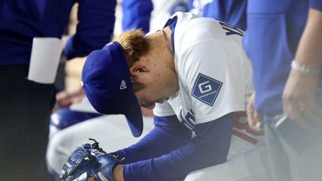 '야마모토+커쇼 8실점' 다저스, NLDS 3차전 필라델피아에 2-8 패배…김혜성은 또 결장