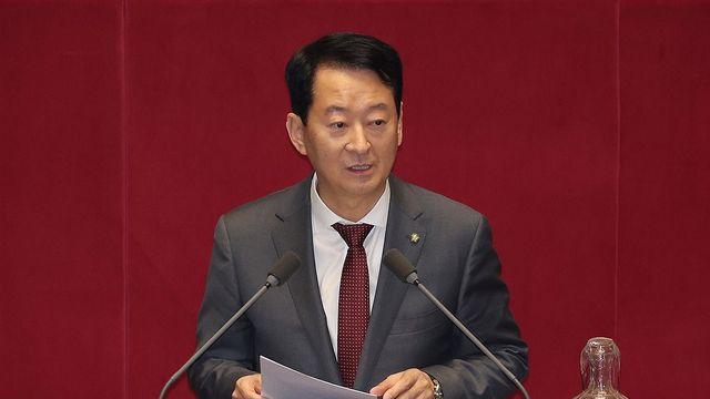 10년간 경제부처 출신 300명 대형로펌行…
