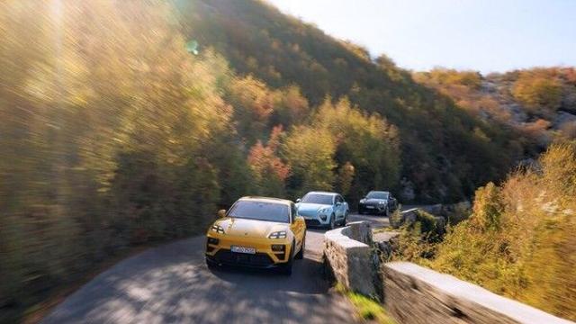 포르쉐, 전 세계 21만 대 판매… 전동화 모델 비중 35% 돌파