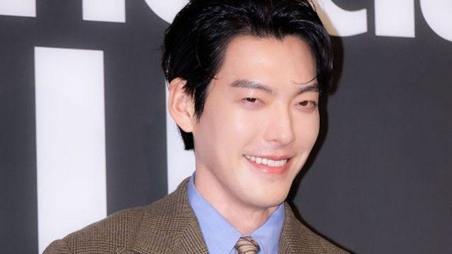 김우빈, 어릴 때도 남다른 피지컬 “중1 때 키 180cm, 장래희망 모델 적어” [RE:뷰]