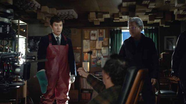 '어쩔수가없다' 관객 사로잡은 아름다운 화면, 반전의 현장 스틸 공개