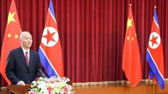 北 노동당 창건 80주년…中 주석 축전에 총리·서기 열병식·만찬 참석