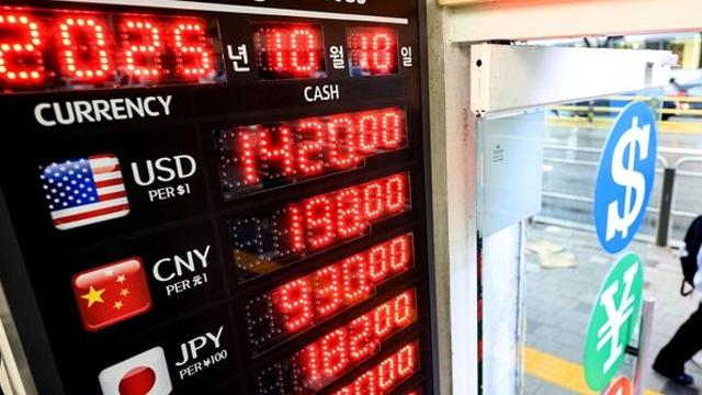 원·달러 환율 1420원 돌파... 전문가 “'이것' 해결 못하면 2000원 넘을 수도”