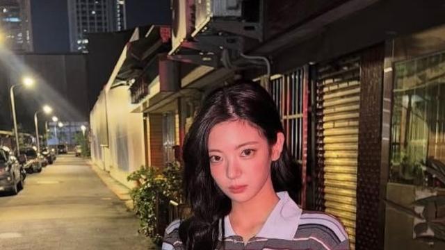 가을 상의를 찾고 있다면 주목! 올 가을엔 캐주얼한 스트라이프 톱이 힙해요.