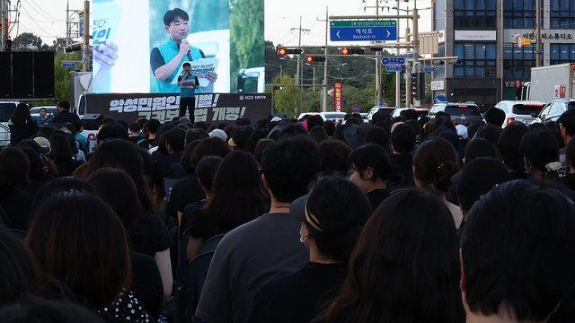 교사 10명중 1명 