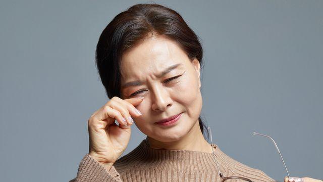 고도근시, 망막 건강의 숨겨진 위험 신호... 정기 검진으로 시력 지켜야