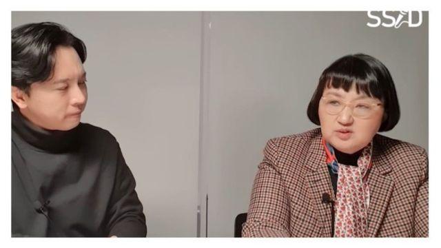 삼성과 애플의 차이점을 말하는 브랜딩 전문가.jpg