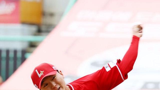 6타자 연속 탈삼진은 강렬했지만…SSG 김건우, 4회 동점타 맞고 강판[준PO]