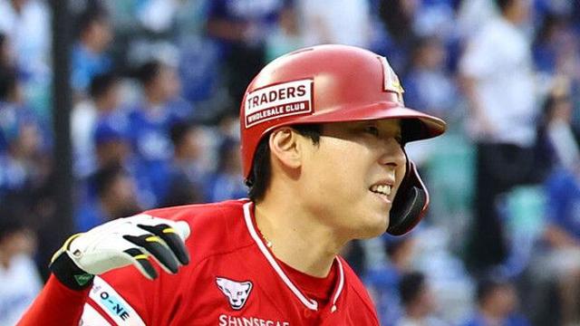 조연에서 주연으로…'끝내기 홈런' SSG 김성욱, 가을야구에서 또 빛났다[준PO]