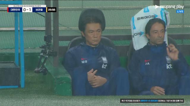 팬들이 떠올린 11년 전 악몽…‘홍’ 향한 야유, 파라과이전 결과로 잠재울까