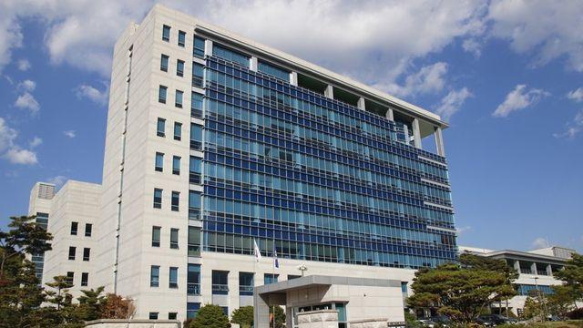 '이별 통보' 내연녀 술병으로 때려 기절시킨 60대 징역 1년8개월