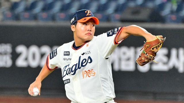 '상무와 연습경기' 한화, 정우주 시작으로 불펜 점검…이재원-한동희 출격, 스파링 파트너 제대로 만났다 [대전 현장]
