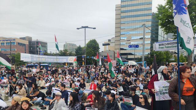서울 도심 팔레스타인 지지 집회…구금 활동가 석방 기원