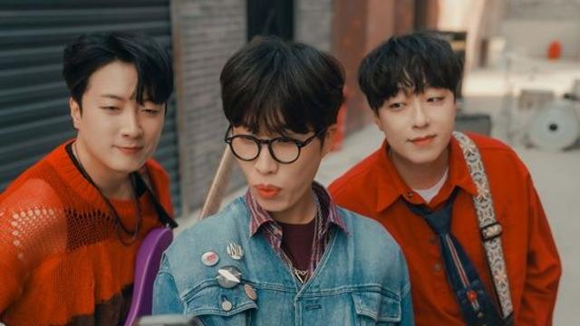 밴드 소란, 15년 팀 활동 종료…